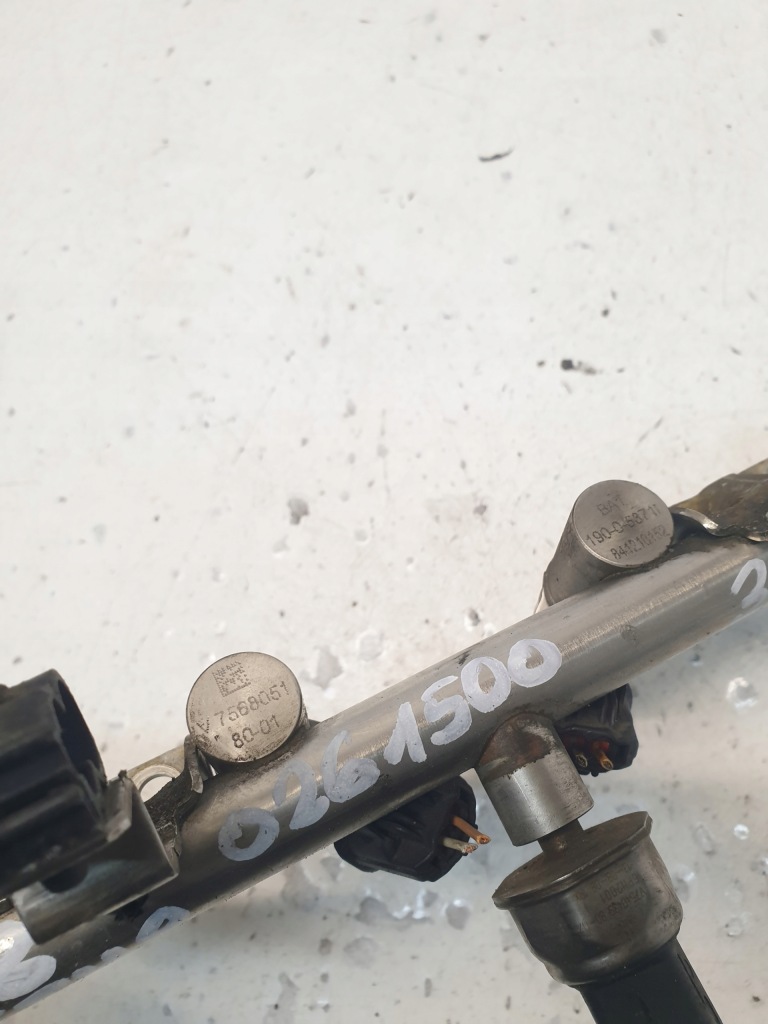 Молдинг упорскування peugeot 308 1.6 thp 0261500 Недорого