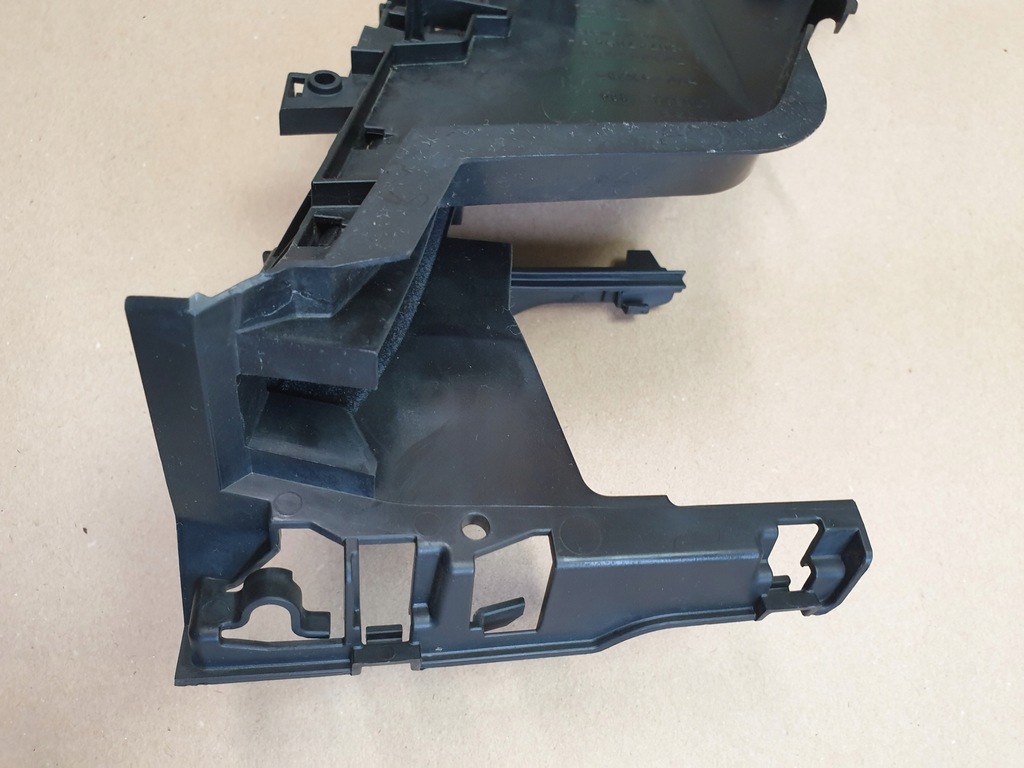 фото №13, Защита корпус замка дверь правый перед volvo xc40 30747094 оригинальный номер europa