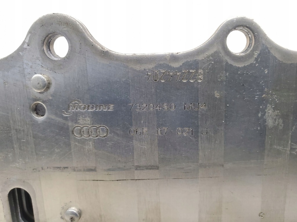 фото №5, Audi q7 4m 06e117021j радіатор оливи