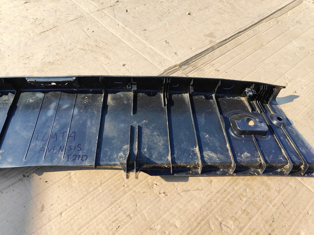 фото №13, Toyota avensis t270 захист поперечина багажника 5838705100