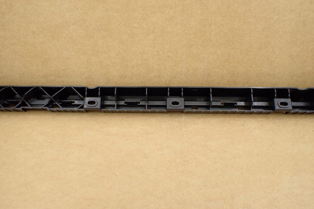 Купить Volvo xc90 2 14- кронштейн накладки порога правый  задний задняя 32216526 оригинальный номер