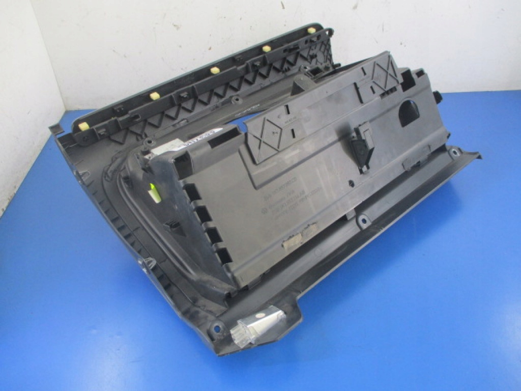 фото №6, Volkswagen golf 6 бардачок 1k1857290e