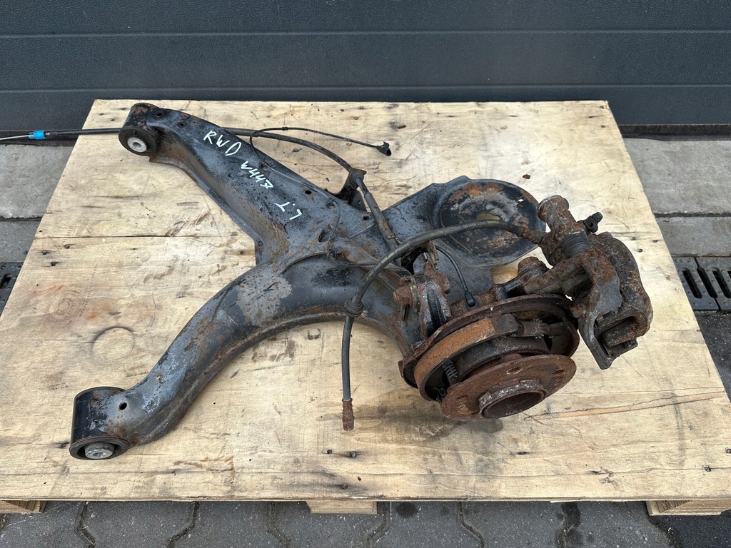 фото №1, Поворотний кулак лівий задня, важелі mercedes vito w447 rwd