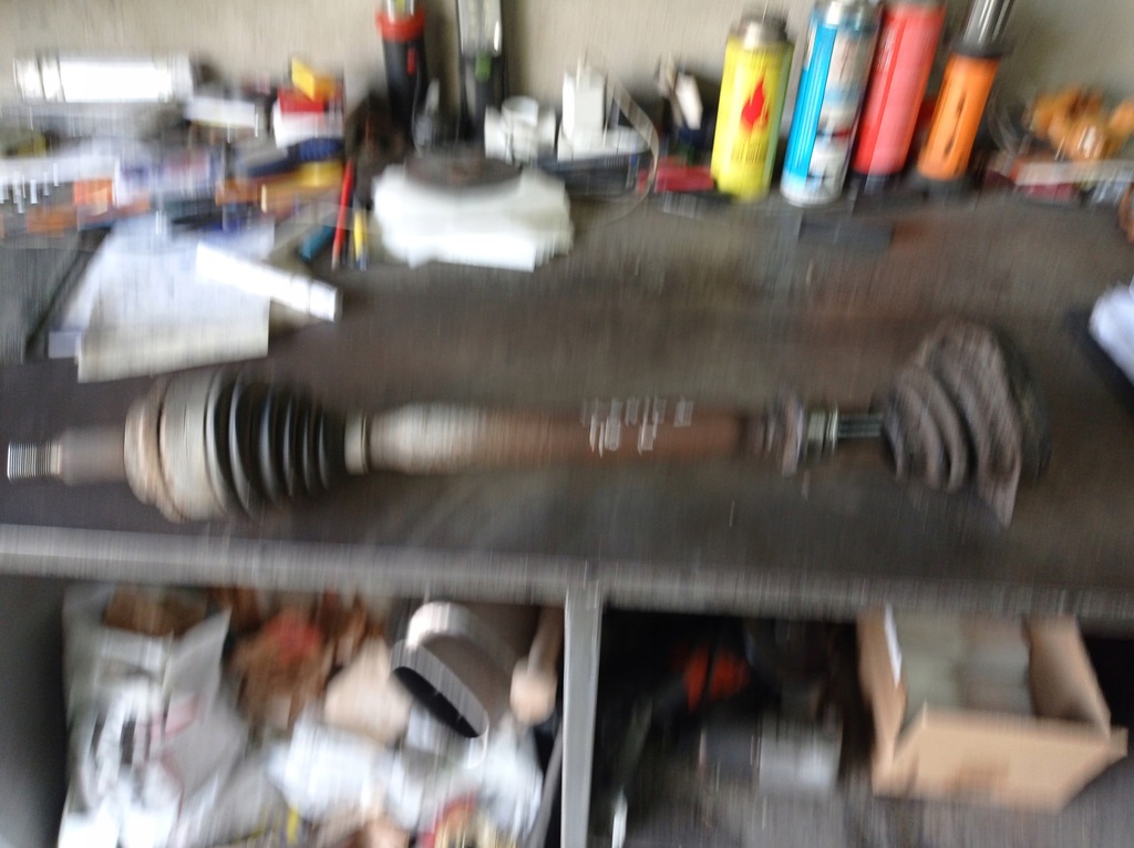 фото №1, Renault scenic i 1.6 16v - приводной вал левая