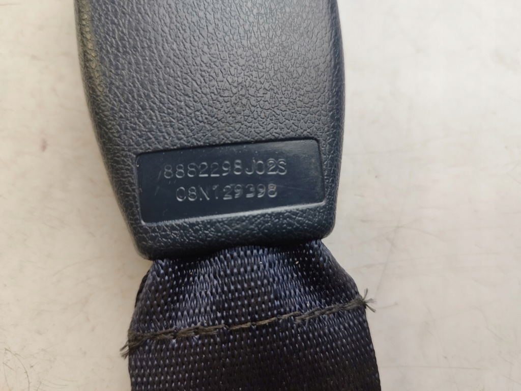 фото №10, Nissan primera p10 пряжка клипса поперечина заднего задняя 88822-98j02