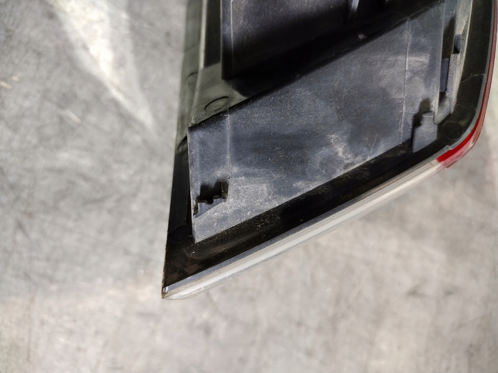 фото №12, Лампа права задня renault megane iii coupe