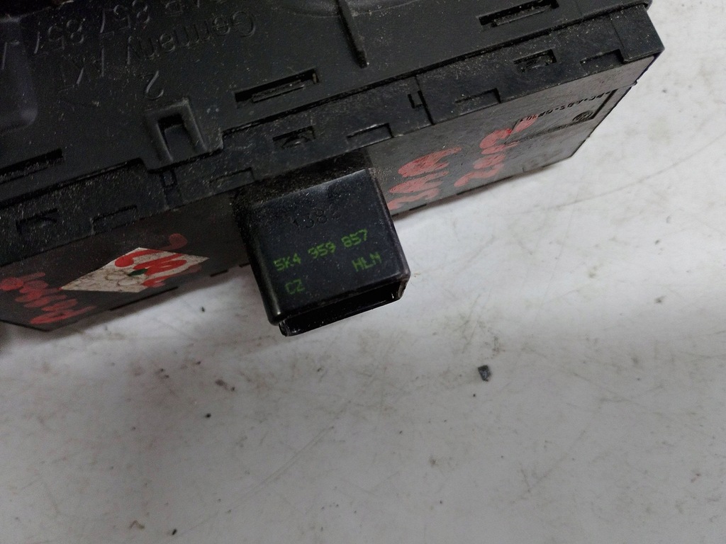 фото №7, Volkswagen панель управление окон 3ab857857a europa