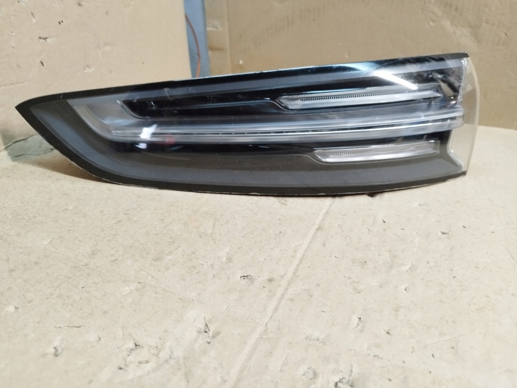 фото №1, Porsche cayenne лампа левая задняя 9y0945095b