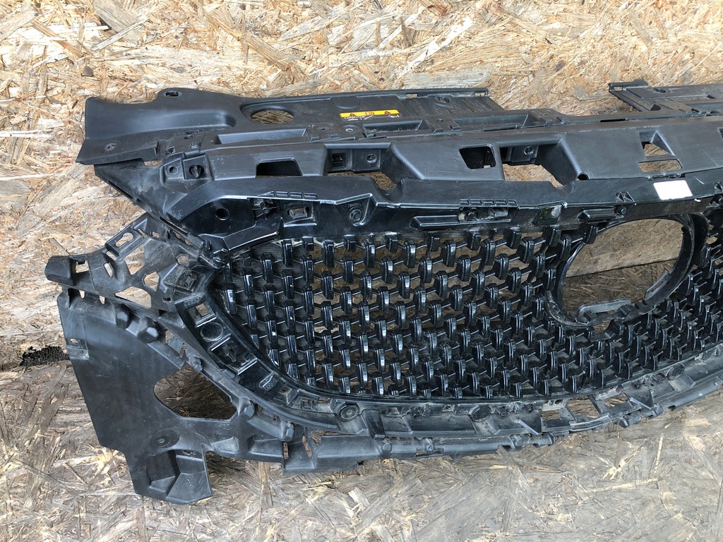 фото №3, Решітка радіатора mazda 6 gj lift перед