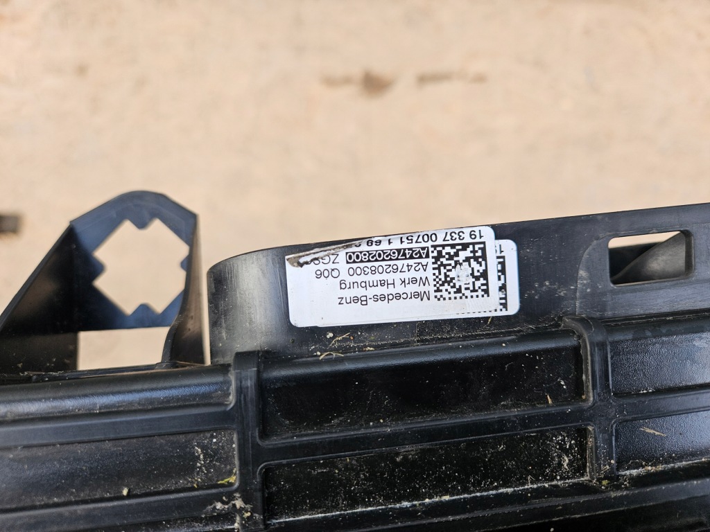 фото №10, Mercedes w247 cla b-klasa pas передний усилитель