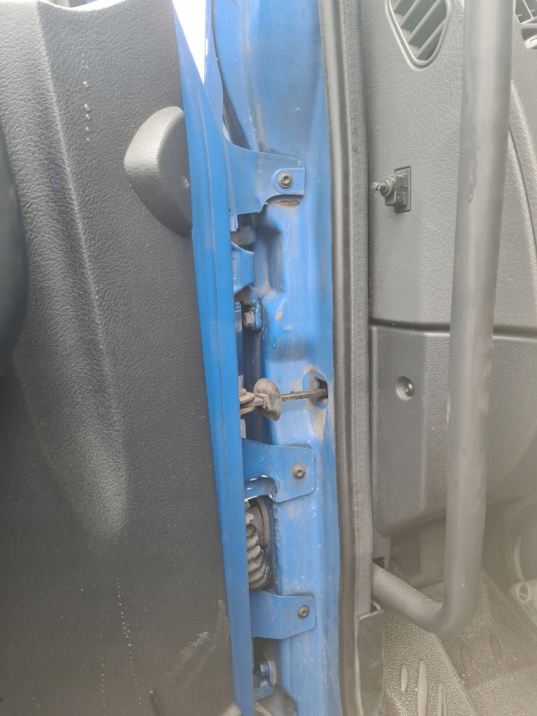 фото №7, Кутик облицювання вітровик ліва volvo fl euro 5 оригінал