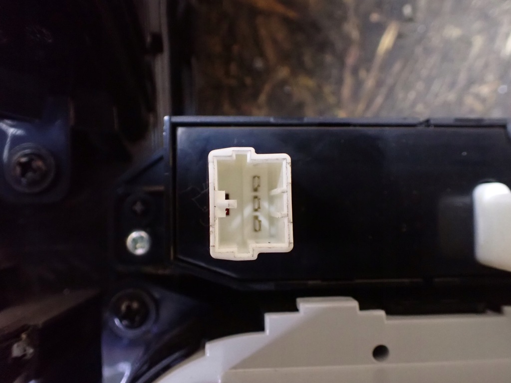 фото №14, Панель средний воздуховод кондиционер kia ceed ii 1,4 crdi 2014r hb 95710-1h700 8420