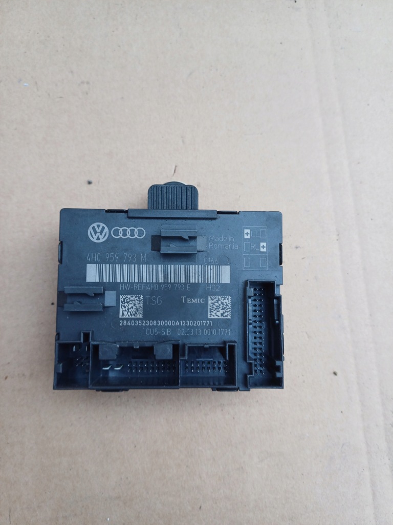 Купить Модуль дверь левый передок  vw touareg 2 2 7p nr. 4h0959793m