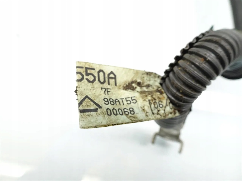 фото №11, Lexus is мінус / клема / шланг акумулятор 300h full hybrid 82123-30550a