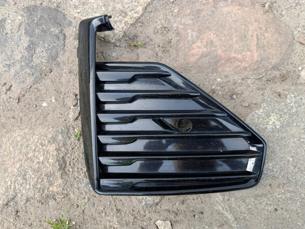 Купить Решётка бампера передняя левая volvo v60 s60 2 2017- r-design 32227026