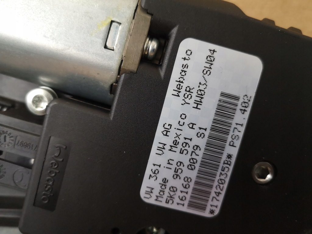 фото №7, Vw jetta 16 r 5c6 люк новый