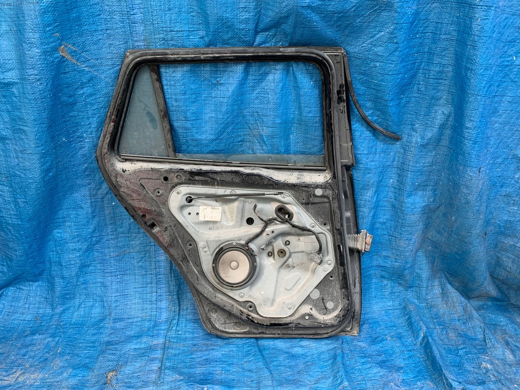 фото №5, Vw golf vi kombi левая задние дверь