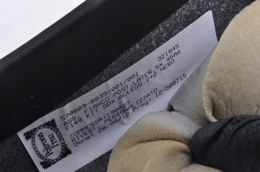 Ferrari california f149 карта оббивка 570009-0039-001 190023 Оригінал