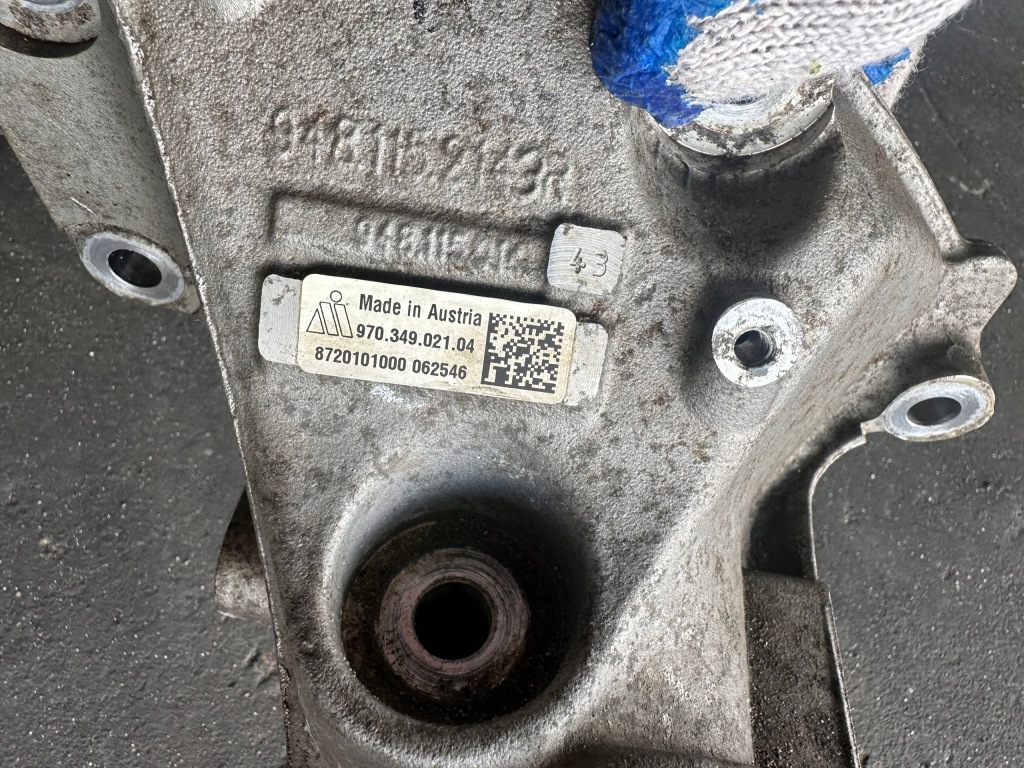 Реле приводу піввісь лівий porsche panamera 970 4.8 cwb 97034902104 usz Недорого