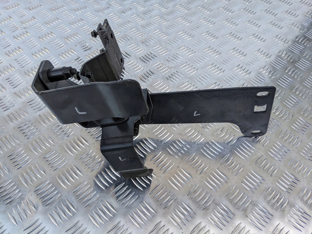 фото №2, Кронштейн кронштейн електропроводка scania r s