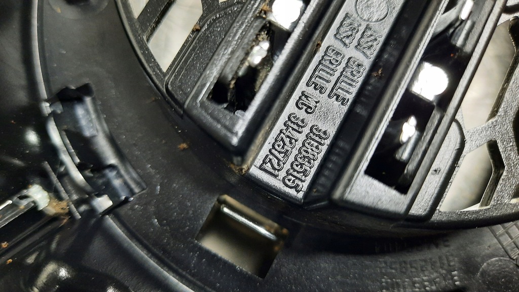 фото №16, Решётка радиатора решётка радиатора 31425721 31383515 volvo s90 v90