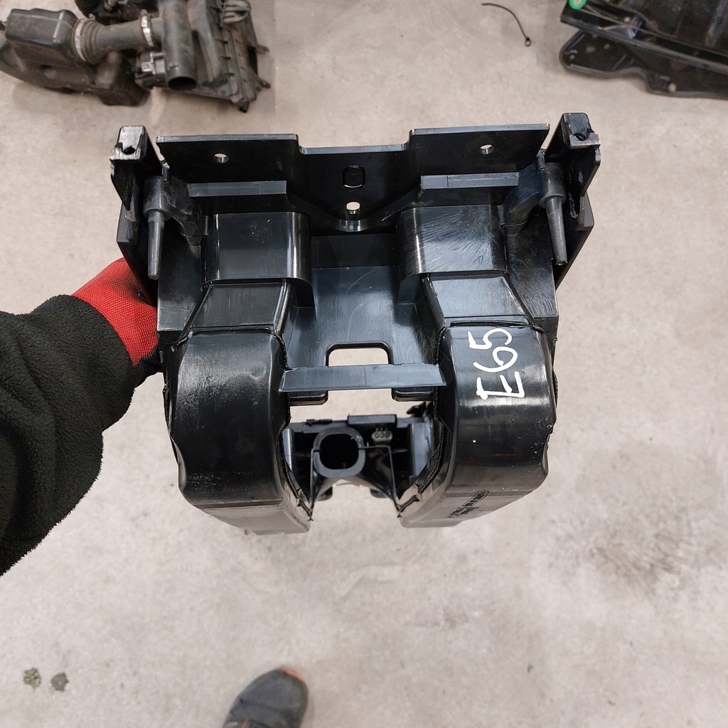 фото №12, Bmw e65 lift тунель середній