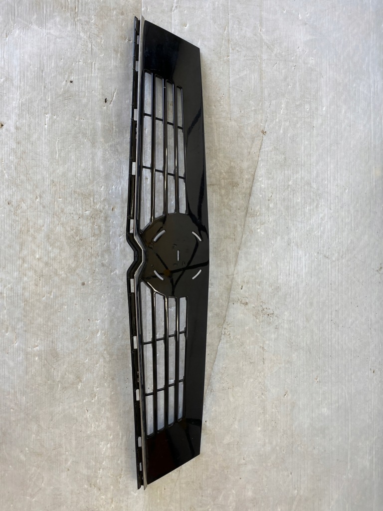 фото №1, Opel astra l решётка радиатора решётка радиатора 9839640080 9842380780