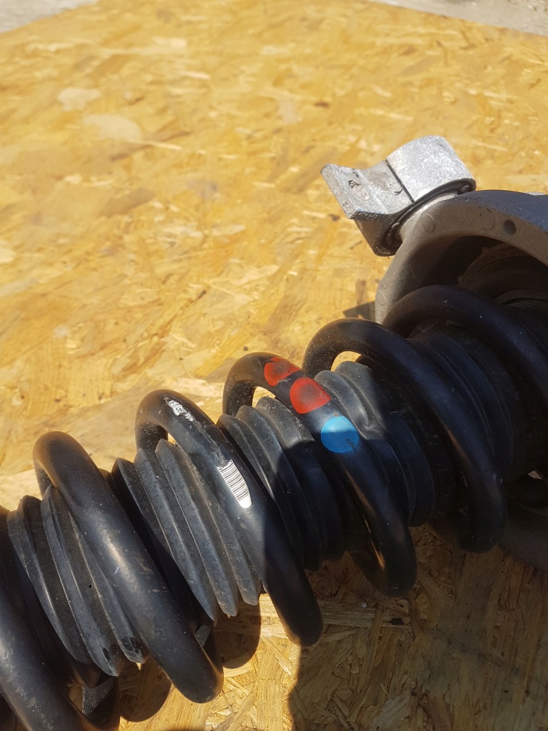 фото №7, Audi оригінальний номер 7l8513029e амортизатор