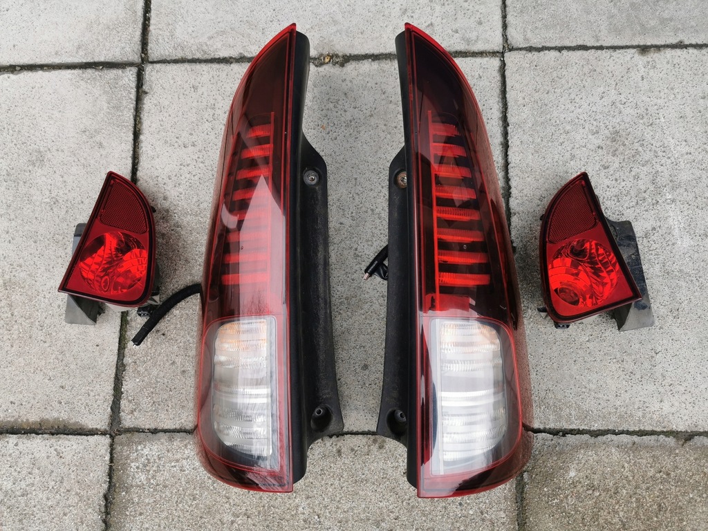 фото №1, Лампа задня задня ліва права espace iv lift europa