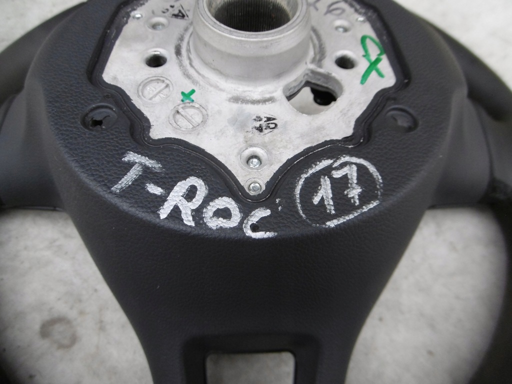 фото №10, Воздуховод многофункциональный vw touran ii 15-