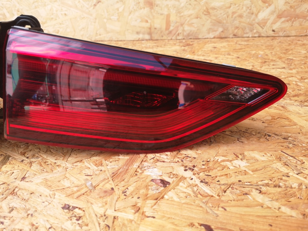 фото №8, Vw golf viii 8 лампа левый задняя крышка багажника+ крыло 5h0945095c 5h0945093c hb