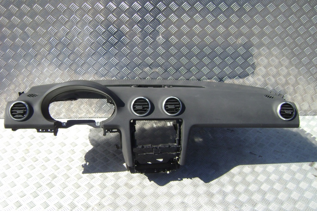 фото №1, Audi a3 8p - панель приладів приладова