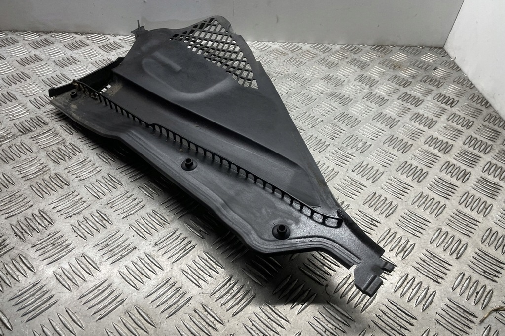 фото №7, Пластик дворник передних bmw 4 coupe f32, f82 9206486 3.0l дизель