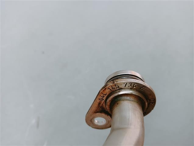 фото №3, Seat leon iii 1.6tdi tdi трубка egr 04l145735e