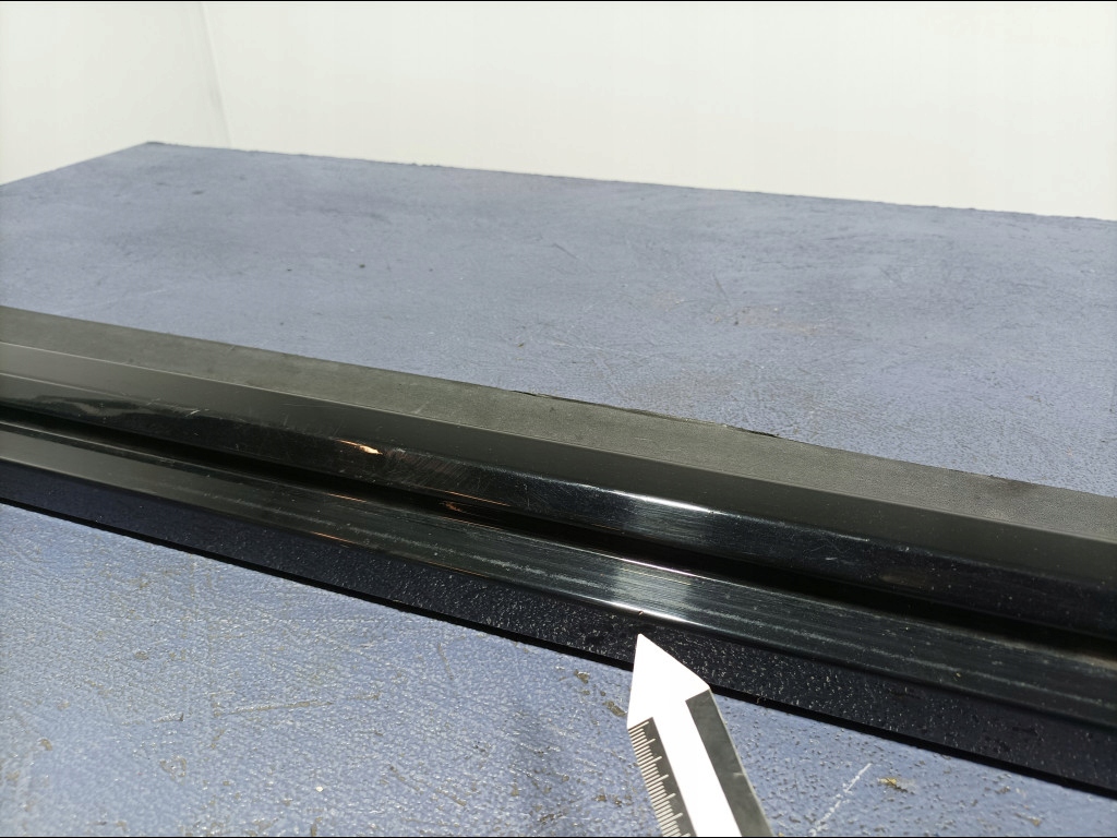 фото №11, Audi a8 d5 long молдинг накладка порог левая ly9t