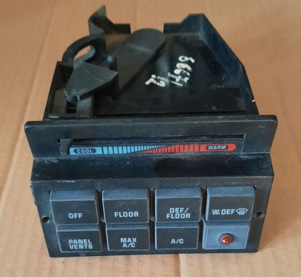 фото №1, 6667/2 панель кондиціонера ford mercury topaz