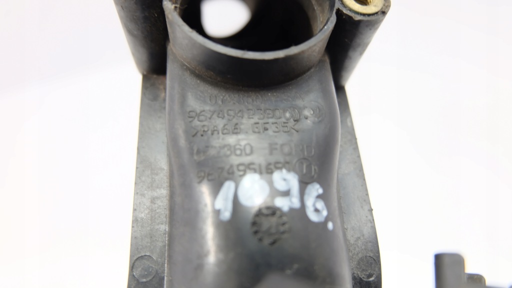 фото №3, Peugeot 2008 1.6 труба шланг повітря 9674942380