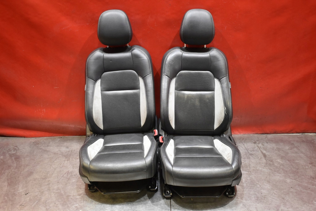 фото №8, Сиденье сиденья комплект обшивка обшивки полукожа eu toyota avensis t27 kombi