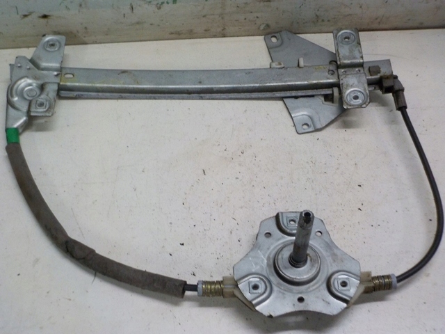 фото №1, Volvo v40 s40 lift подъемник стекло левый задняя