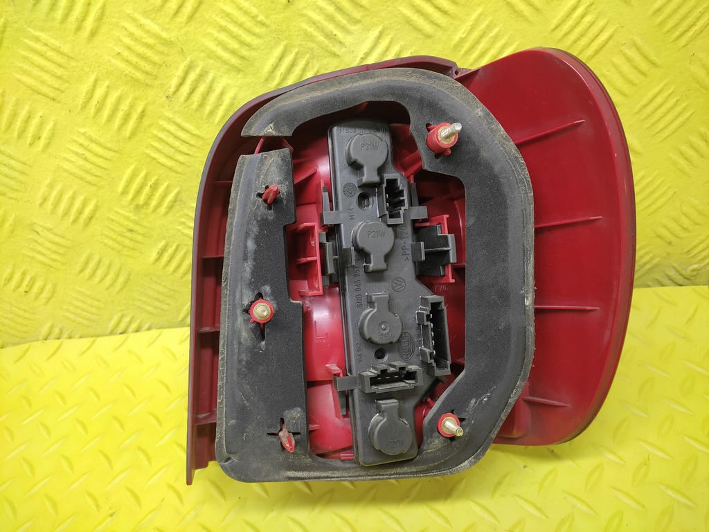 фото №2, Vw polo лампа лівий задня