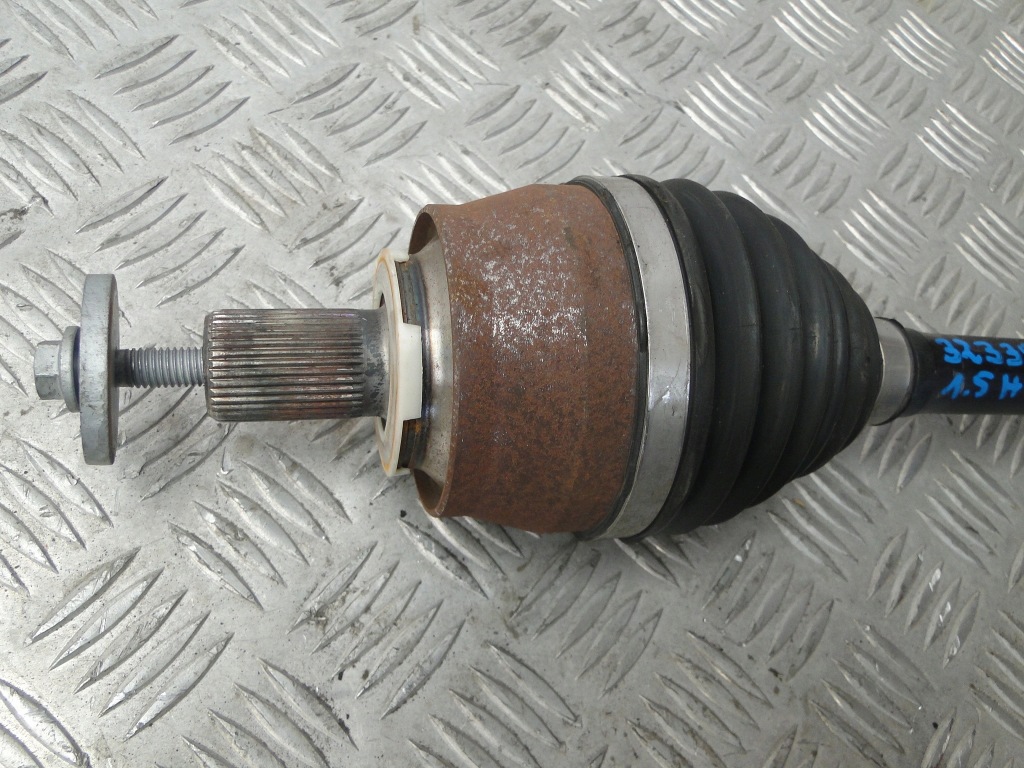 фото №4, Volvo xc40 ii 1,5 гібрид привідний вал 32339045