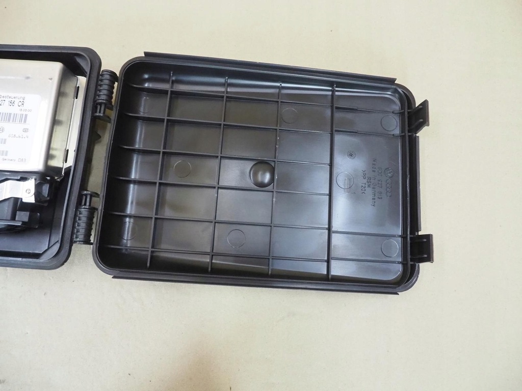 фото №11, Бортовой компьютер коробки передач audi a4 b5 8d0927156cr