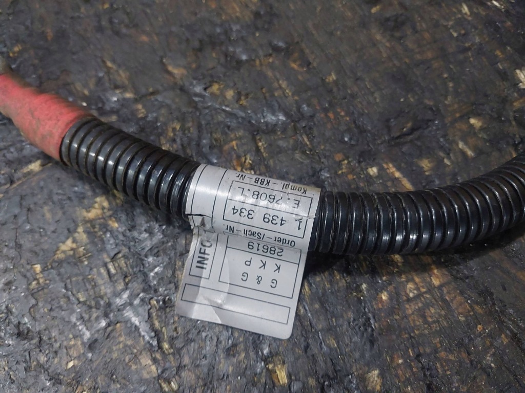 Шланг плюсовой стартер bmw 5 e39 520i m52b20tu 206s4 1439335 1439334 с Разборки