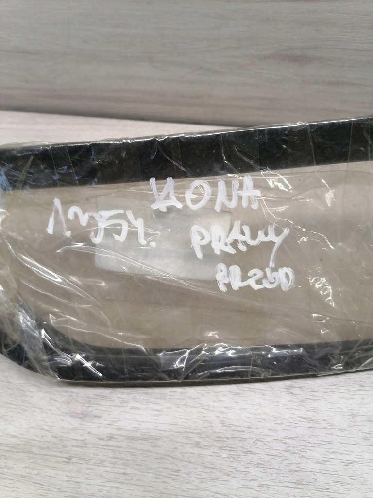 фото №8, Hyundai kona рамка противотуманная фара правый перед 86564 j9000