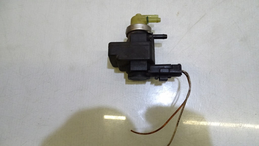 фото №1, Клапан вакууму білий peugeot 207 1.6thp