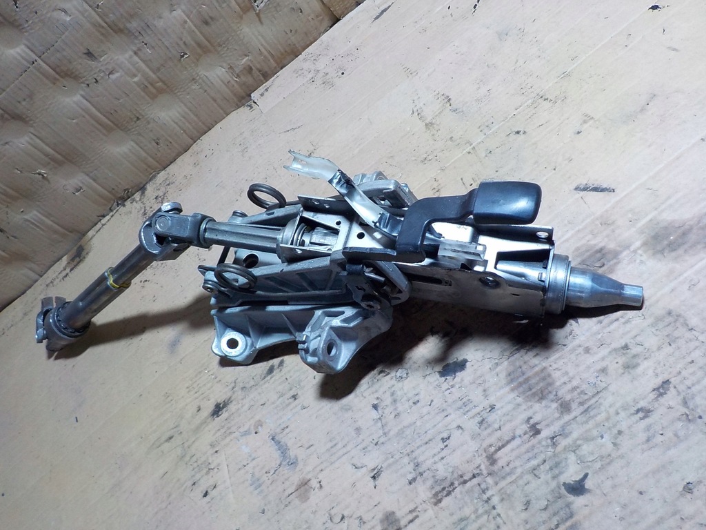 фото №5, Volvo v40 колонка рулевая 2.0 дизель