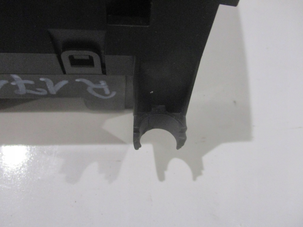 Панель обдув кондиционера mercedes slk r171 a1718300485 Оригинал