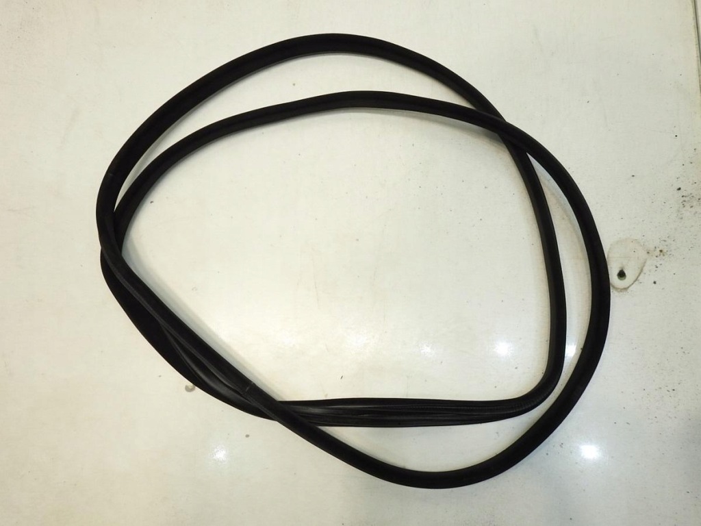 фото №2, Прокладка дверь правый задняя volvo xc90 i