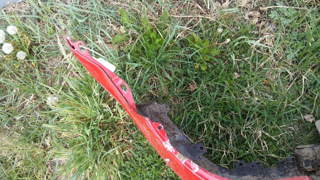 Mazda 323 2000 2001 2002 2003 бампер передний Киев