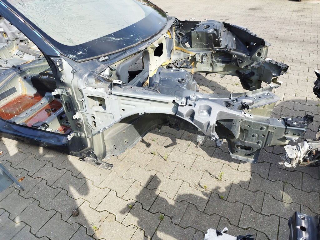 фото №1, Чверть права перед лонжерон volvo v60 ii